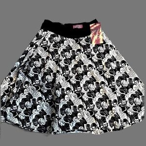 Monsters skirt XS/2 NWT Dracula, Werewolf, Frankenstein